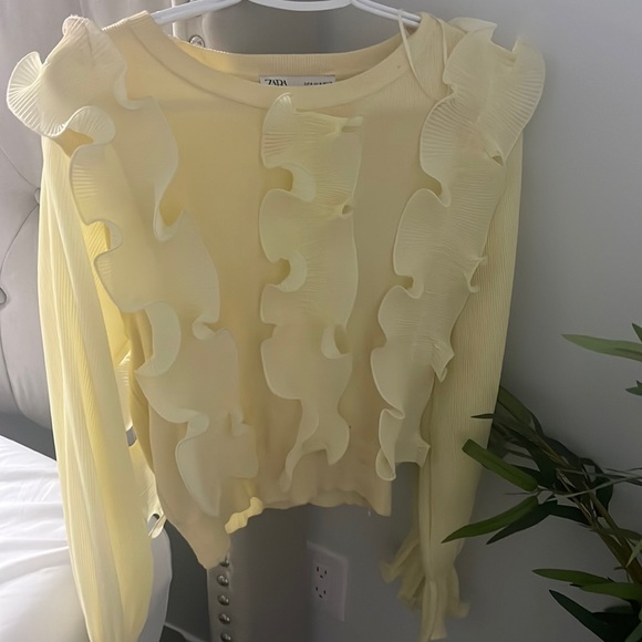 Zara blouse - Picture 1 of 2